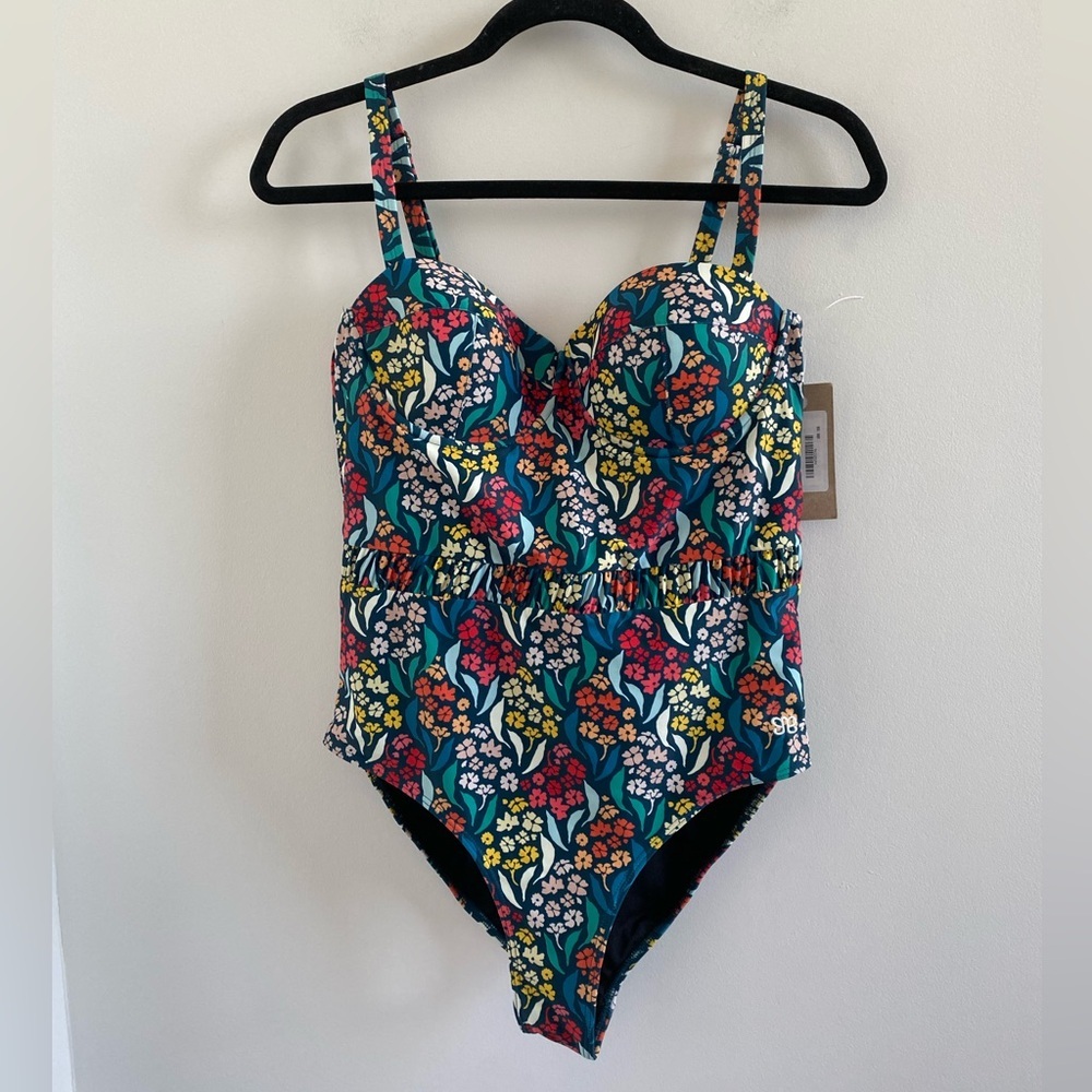 Albion The Duchess Costa Floral One Piece Swimsuit Size Medium New W/ Tag - Picture 4 of 11